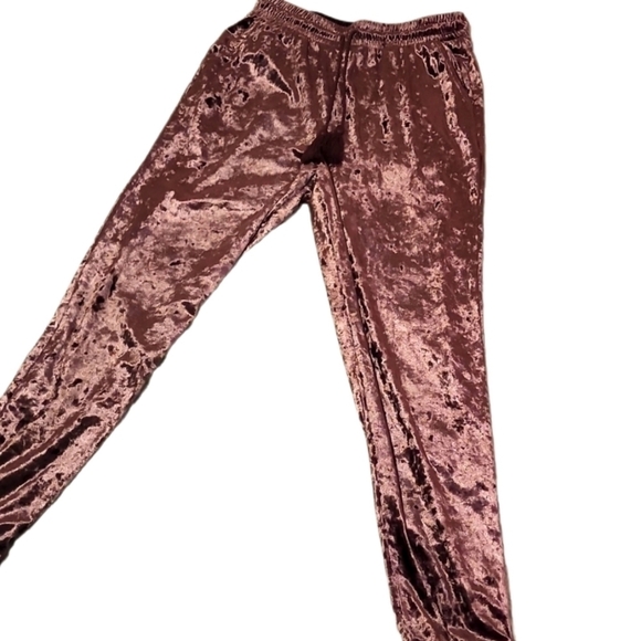 CRUSHED Velvet Sweats - Picture 1 of 4